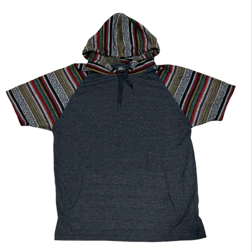 Beautiful Giant, Short Sleeve Hoodie w/ pocket, Size Medium. B5